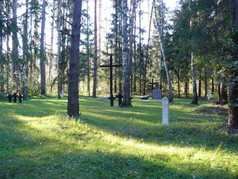 Файл:Мишеронь мемориальное кладбище военнопленных 1.jpg